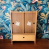 Armoire de poupée, 1960