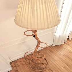 Lampadaire en rotin