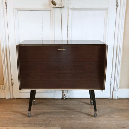 Meuble bar à roulettes, en formica
