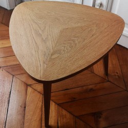 Table basse tripode