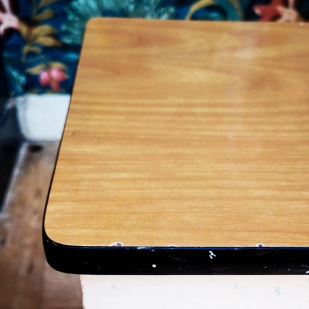 tabouret / coffre en formica